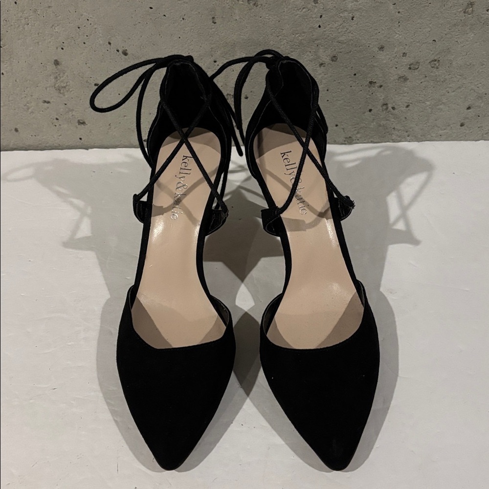 Kelly & Katie Black Faux Suede Valdes Heels -Size 7